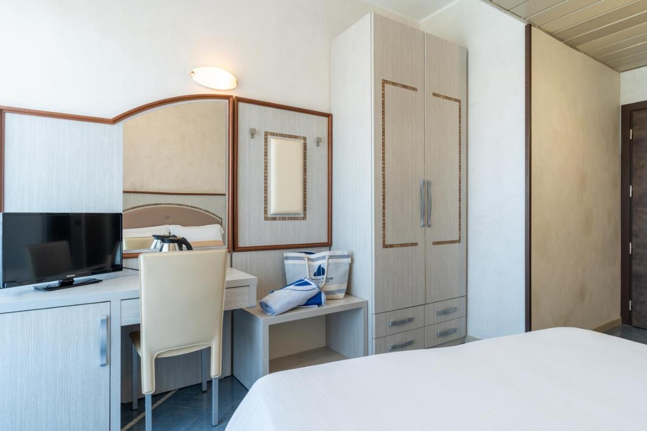 Hotel Gambrinus - Valentini Family Village Bellaria-Igea Marina Exterior photo