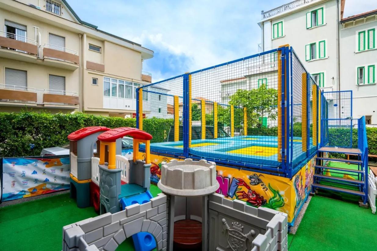 Hotel Gambrinus - Valentini Family Village Bellaria-Igea Marina Exterior photo