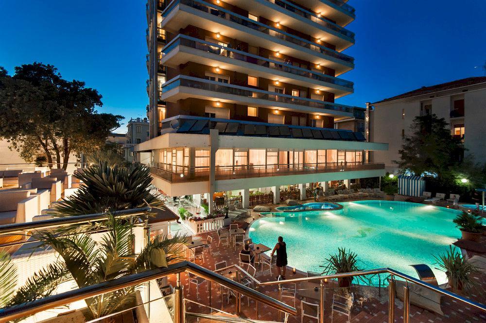 Hotel Gambrinus - Valentini Family Village Bellaria-Igea Marina Exterior photo